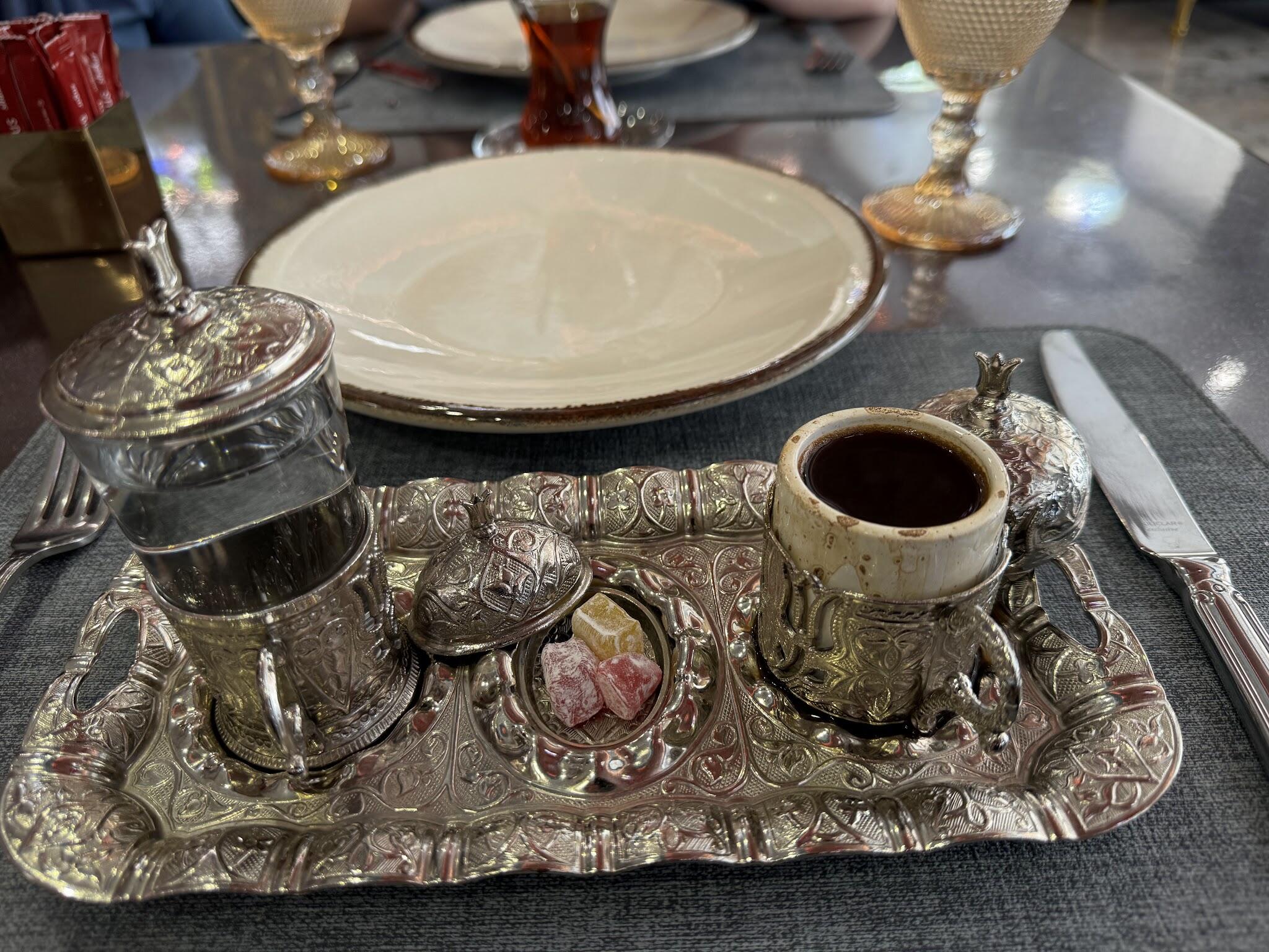 Bosphorus Qorasaroy Family Restaurant