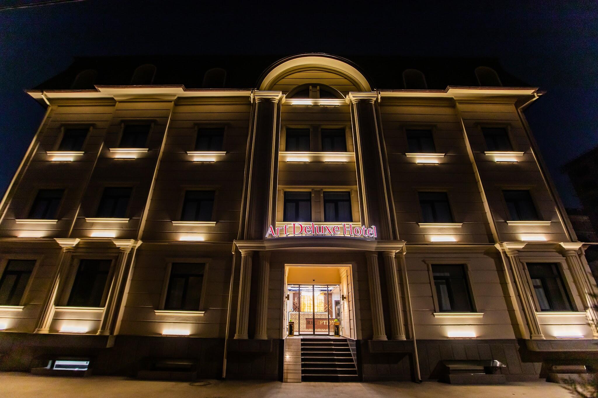 ART DELUXE HOTEL
