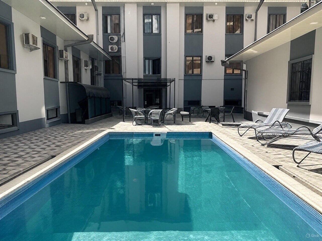 Grand Zamin Hotel