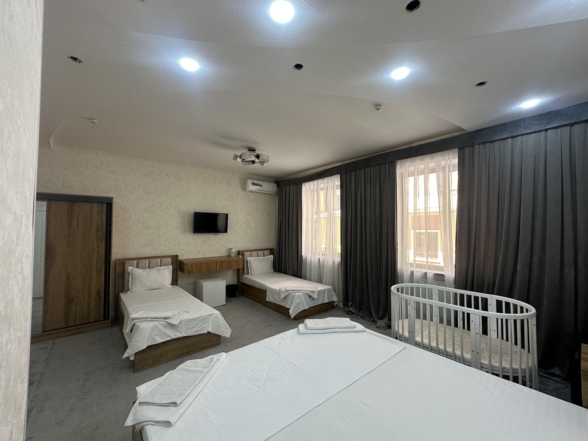 Grand Zamin Hotel