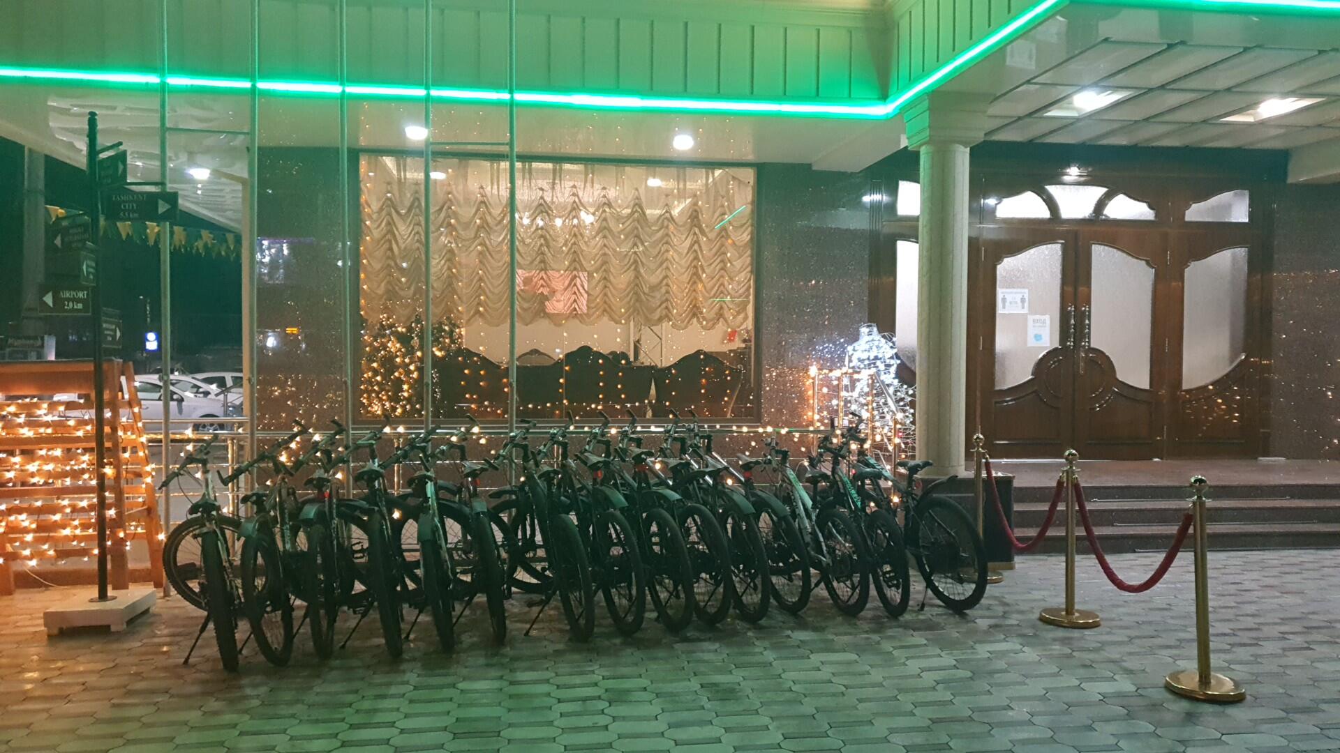 HUMO HOTEL